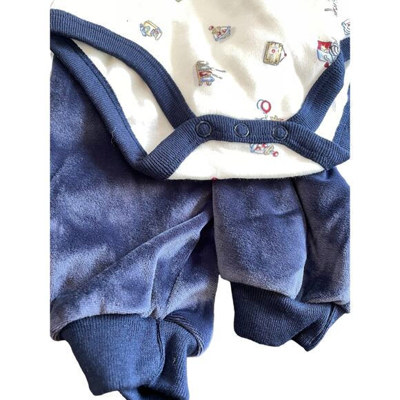 Simply Basic Baby Outfit 6-9 Months Vintage 2002 One Piece w/ Navy Velvet Pants - Picture 10 of 16